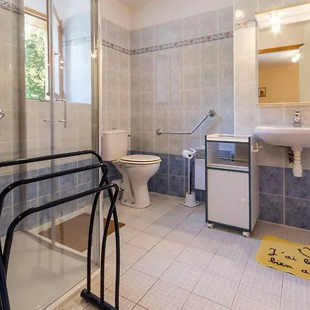 Familial Au Calme Avec Jardin, Pres De Nantes Et St Nazaire, Activites Pour Petits Et Grands - Fr-1-306-1119 *