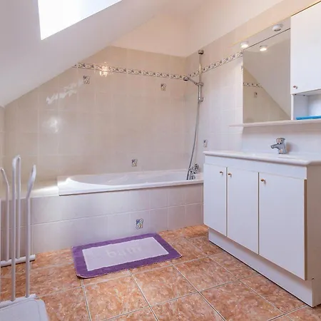 Familial Au Calme Avec Jardin, Pres De Nantes Et St Nazaire, Activites Pour Petits Et Grands - Fr-1-306-1119 * Plessé