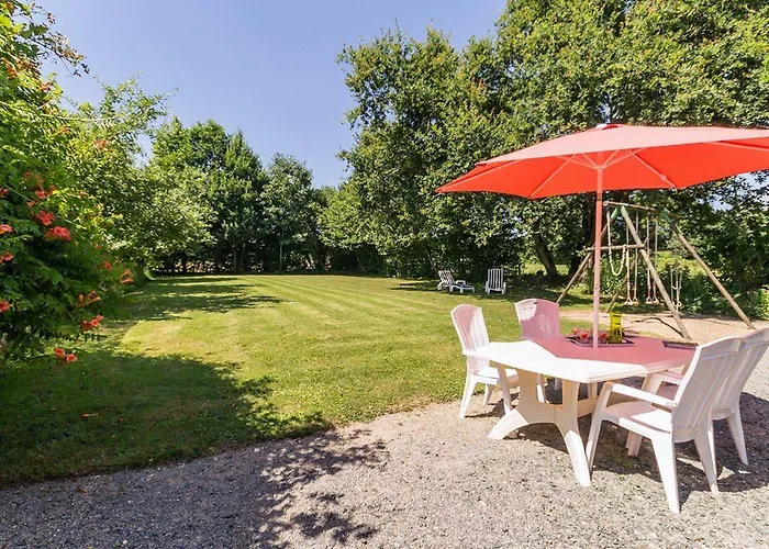 Familial Au Calme Avec Jardin, Pres De Nantes Et St Nazaire, Activites Pour Petits Et Grands - Fr-1-306-1119 * Plessé